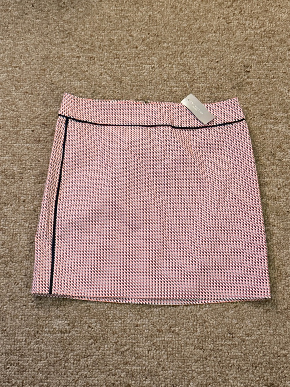 🤍New Ann Taylor Pink Mini Skirt🤍
